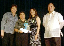 Evelyn Magat of the Cash Office poses with EVP Maceda, USec Anenias and VPAA Santos